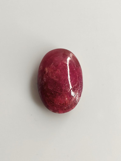 Luonnon safiiri 16,38ct väri käsitelty