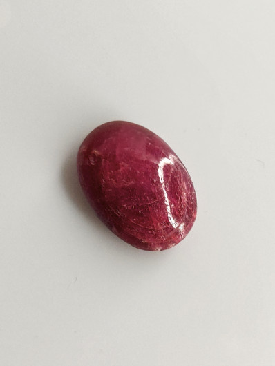 Luonnon safiiri 16,38ct väri käsitelty
