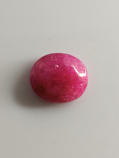 Luonnon safiiri 12,27ct väri käsitelty