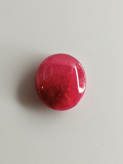 Luonnon safiiri 10,56ct väri käsitelty