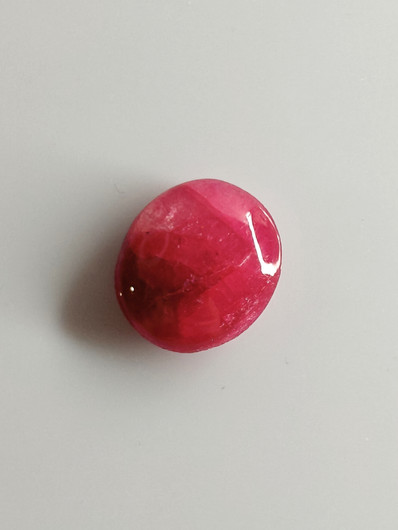 Luonnon safiiri 10,56ct väri käsitelty