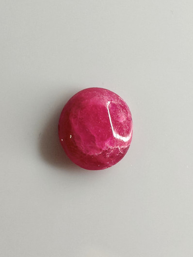 Luonnon safiiri 9,31ct väri käsitelty