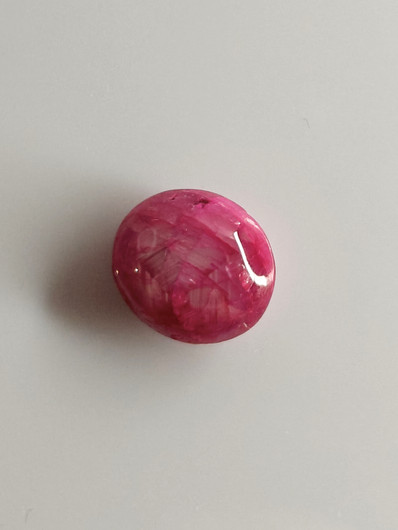 Luonnon safiiri 7,18ct väri käsitelty