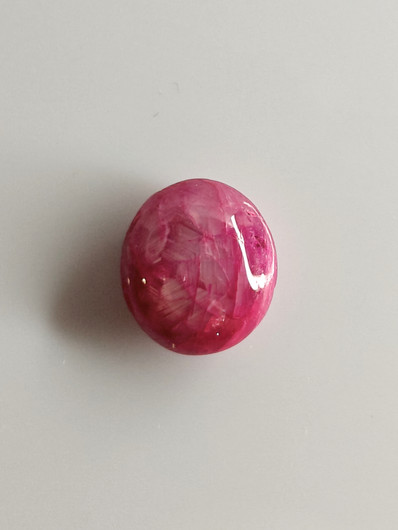 Luonnon safiiri 7,18ct väri käsitelty