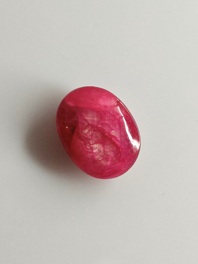 Luonnon safiiri 8,25ct väri käsitelty