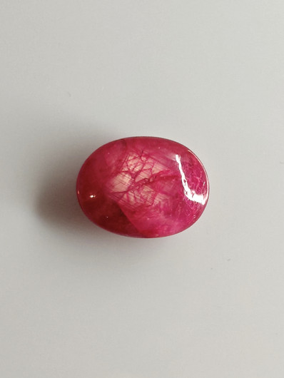 Luonnon safiiri 8,25ct väri käsitelty