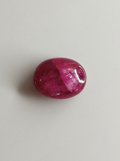 Luonnon safiiri 10,59ct väri käsitelty