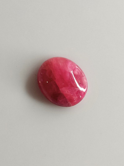 Luonnon safiiri 6,19ct väri käsitelty