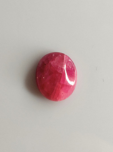 Luonnon safiiri 6,19ct väri käsitelty