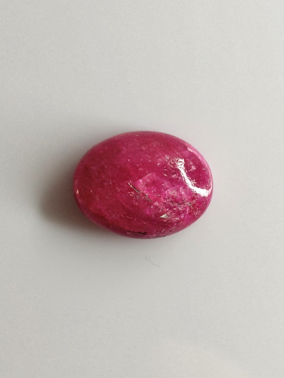 Luonnon safiiri 11,26ct väri käsitelty