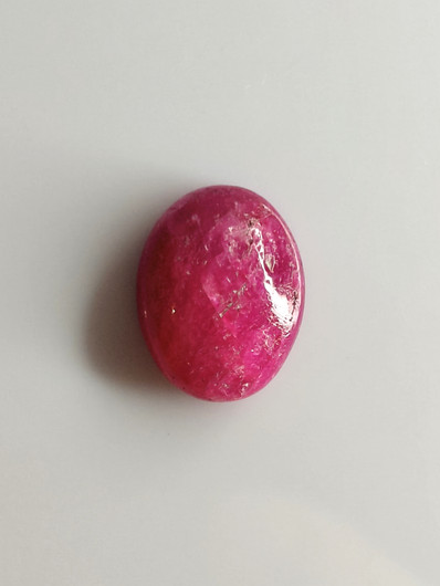 Luonnon safiiri 11,26ct väri käsitelty