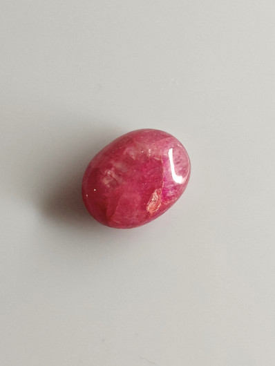 Luonnon safiiri 7,82ct väri käsitelty