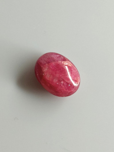 Luonnon safiiri 7,82ct väri käsitelty
