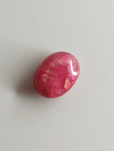 Luonnon safiiri 7,82ct väri käsitelty