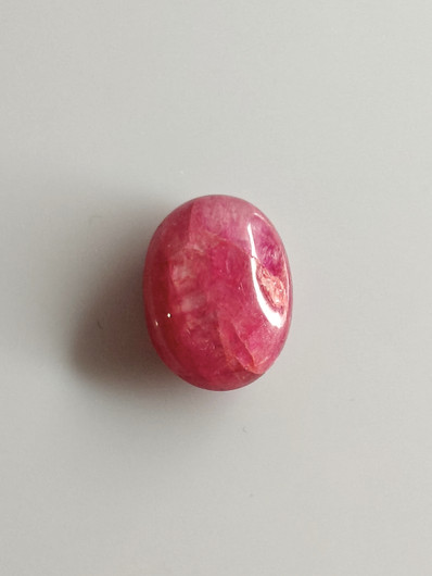 Luonnon safiiri 7,82ct väri käsitelty