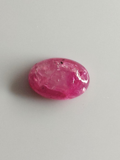 Luonnon safiiri 6,68ct väri käsitelty