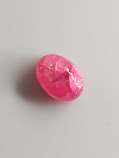 Luonnon safiiri 6,68ct väri käsitelty