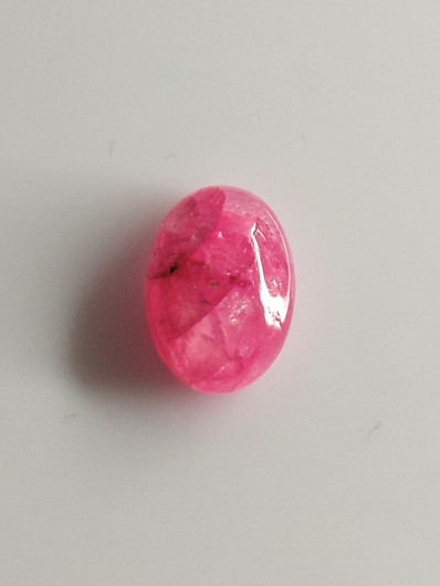 Luonnon safiiri 6,68ct väri käsitelty