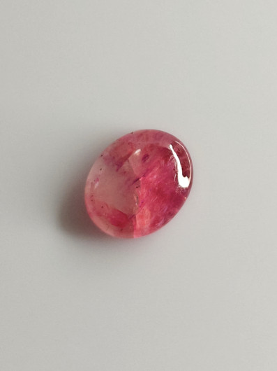 Luonnon safiiri 5,44ct väri käsitelty