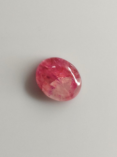 Luonnon safiiri 5,44ct väri käsitelty