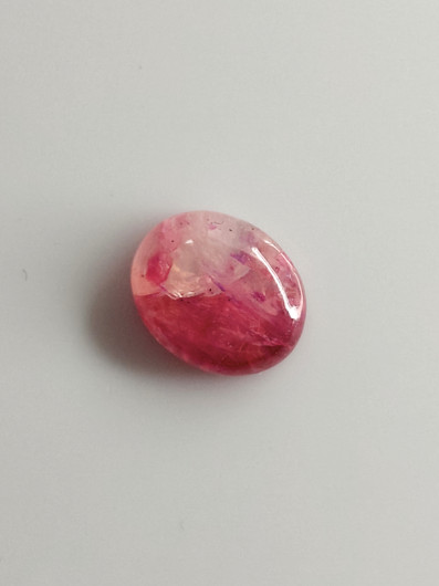 Luonnon safiiri 5,44ct väri käsitelty