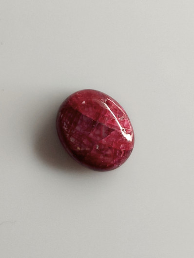 Luonnon safiiri 5,22ct väri käsitelty