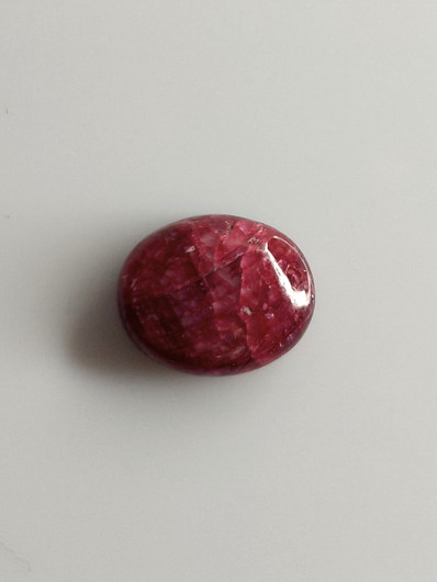 Luonnon safiiri 5,22ct väri käsitelty
