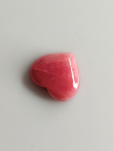 Luonnon safiiri 5,16ct väri käsitelty