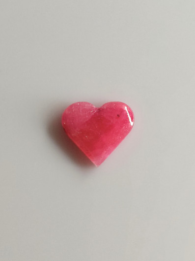 Luonnon safiiri 2,26ct väri käsitelty