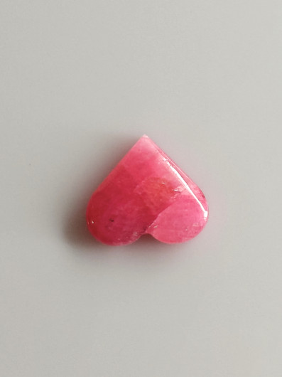 Luonnon safiiri 2,26ct väri käsitelty