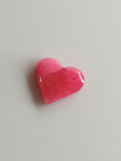 Luonnon safiiri 2,26ct väri käsitelty