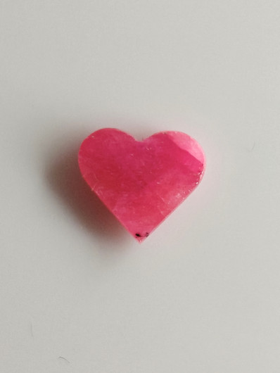 Luonnon safiiri 2,26ct väri käsitelty