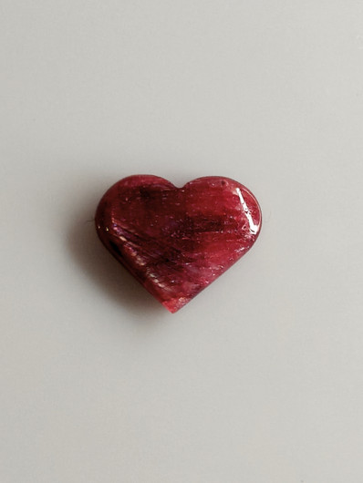 Luonnon safiiri 3,38ct väri käsitelty