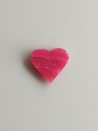 Luonnon safiiri 1,75ct väri käsitelty
