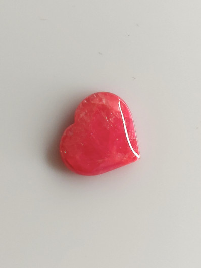 Luonnon safiiri 2,37ct väri käsitelty