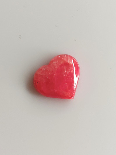 Luonnon safiiri 2,37ct väri käsitelty