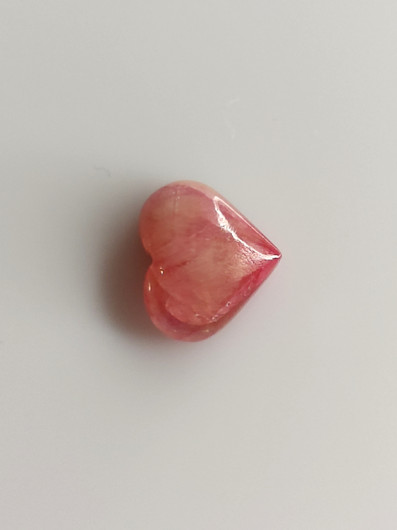 Luonnon safiiri 2,24ct väri käsitelty