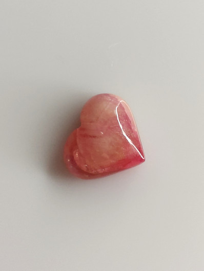 Luonnon safiiri 2,24ct väri käsitelty
