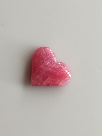 Luonnon safiiri 2,77ct väri käsitelty