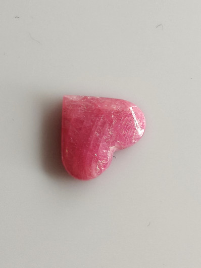 Luonnon safiiri 2,77ct väri käsitelty