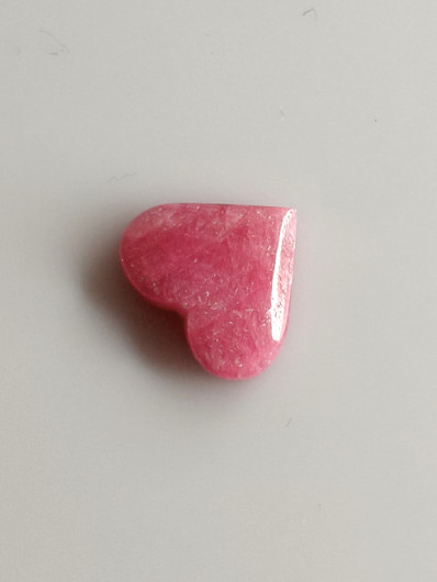 Luonnon safiiri 2,77ct väri käsitelty