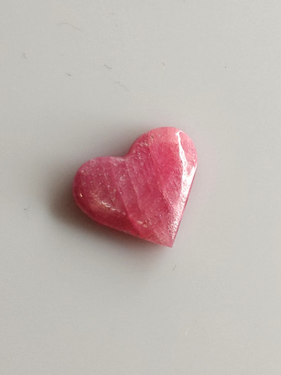 Luonnon safiiri 2,77ct väri käsitelty