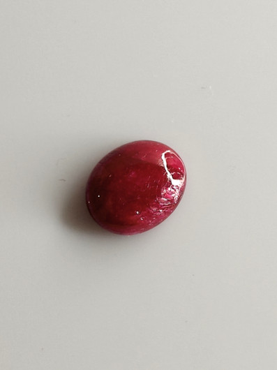Luonnon safiiri 2,43ct väri käsitelty