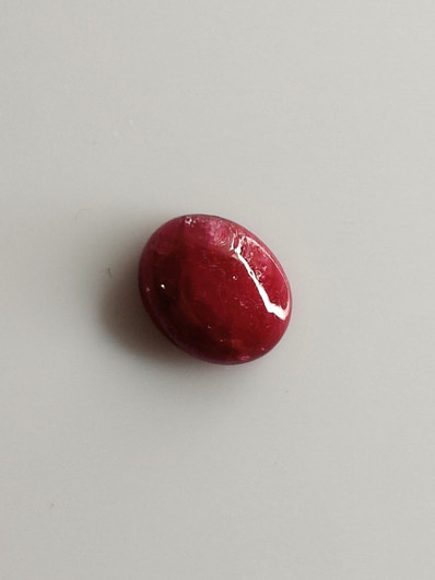 Luonnon safiiri 2,43ct väri käsitelty