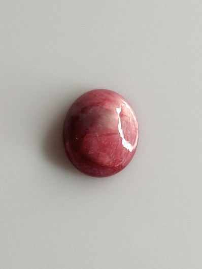 Luonnon safiiri 1,95ct väri käsitelty