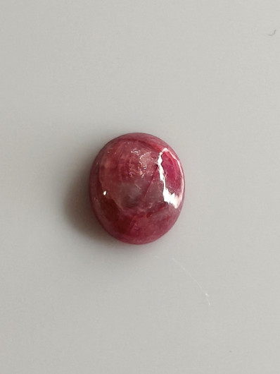 Luonnon safiiri 1,95ct väri käsitelty