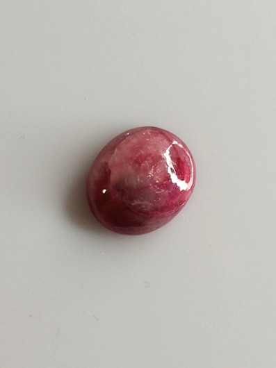 Luonnon safiiri 1,95ct väri käsitelty