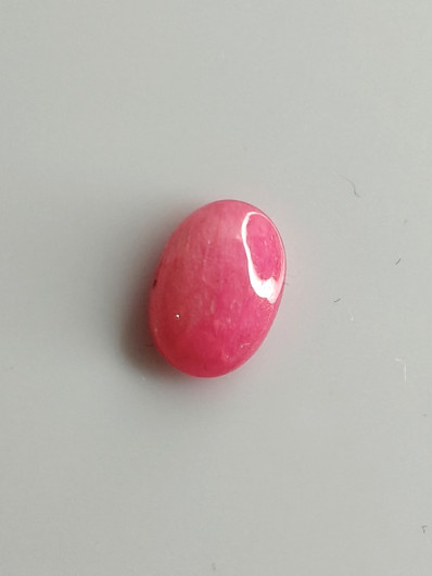 Luonnon safiiri 2,07ct väri käsitelty
