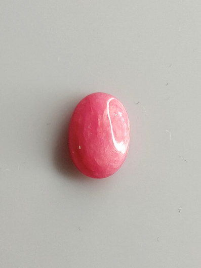 Luonnon safiiri 2,07ct väri käsitelty