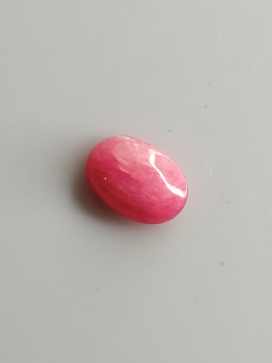 Luonnon safiiri 2,07ct väri käsitelty